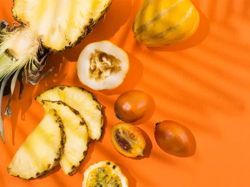 Cocktails aus Fruchtsäften im Vorrat